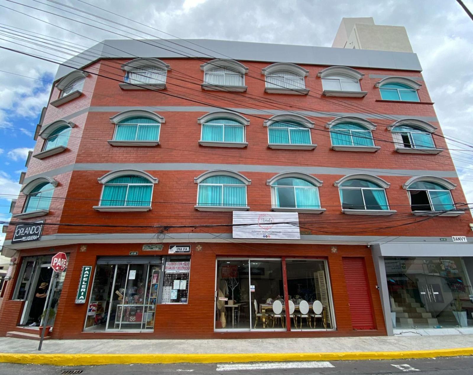 Hotel Cumbaya Sanvy Quito Exteriör bild